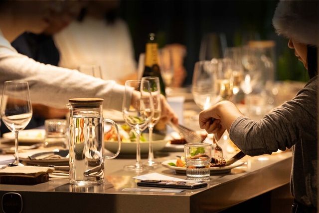 캐치테이블에서는 기념일 식당 예약을 몇 번의 클릭만으로 가능하다. 사진은 레스토랑 '부르' 이미지. [사진=부르]