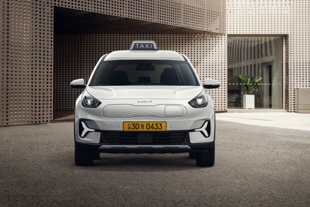 기아의 첫 목적 기반 모빌리티, 니로 플러스 택시용 모델. [사진=기아]