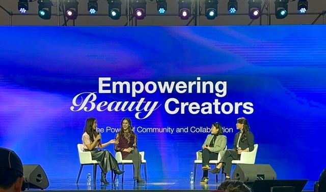 현진숙 아이레시피 이사(오른쪽에서 두 번째). [사진=아이레시피]