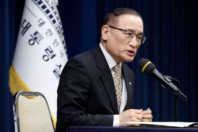 위성락 국가안보실장이 17일 용산 대통령실에서 캄보디아에서 발생한 한국인 대상 납치·감금 범죄에 대한 정부의 대응 현황 관련 브리핑을 하고 있다. [사진=연합뉴스]