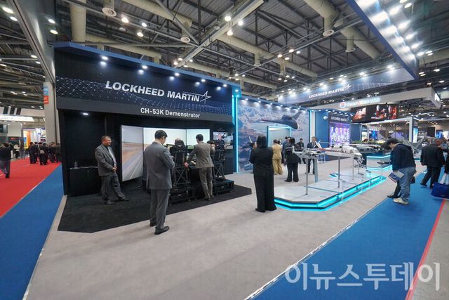 서울 ADEX 2025 록히드마틴 부스. [사진=안경선 기자]