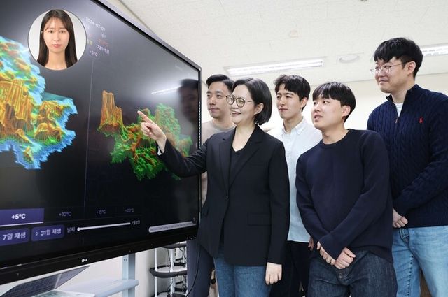 (왼쪽부터)박영준 박사후연구원, 윤윤진 교수(여성분),윤석우 연구원,장건희 석박사통합과정, 김남우 박사후연구원(상단)노준영석사과정. [사진=KAIST]