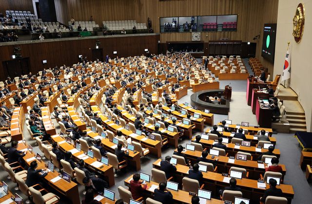 가맹사업법 개정안이 11일 국회 본회의를 통과했다. [사진=연합뉴스]