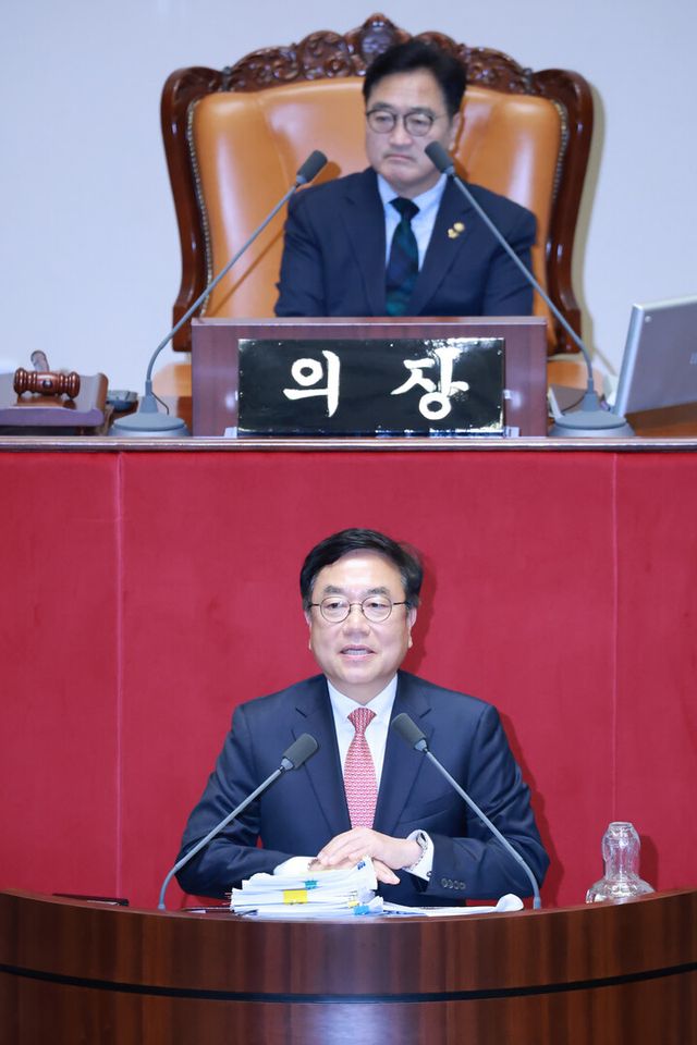 국민의힘 서범수 의원이 경찰관직무집행법&nbsp;개정안 무제한 토론을 벌이고 있다.[사진=연합뉴스]