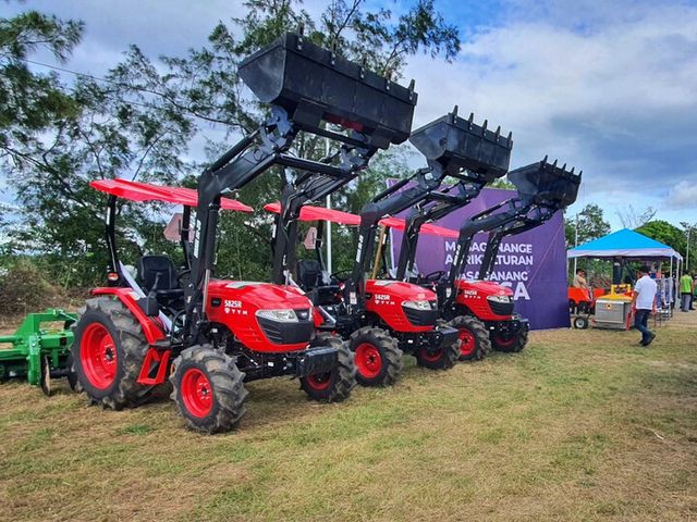 필리핀 현지 전용 모델로 개발∙공급되는 TYM 5825R 트랙터. [사진=TYM]