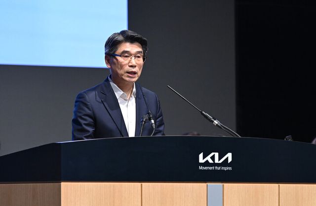 송호성 기아 대표이사 사장이 14일 서울 서초구 엘타워에서 열린 정기 주주총회에서 발언하고 있다. [사진=기아]