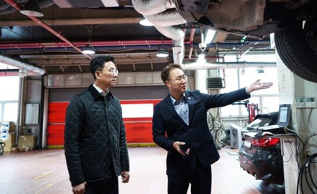 강이구 대표 현장 경영 모습. [사진=코오롱모빌리티그룹]