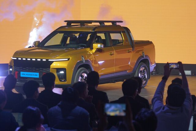 국내 최초 전기 픽업트럭 무쏘 EV. [사진=안경선 기자]