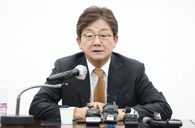 국민의힘 유승민 전 의원이 지난 11일 대구 수성구 국민의힘 대구시당에서 열린 기자 간담회에서 발언하고 있다. [사진=연합뉴스]