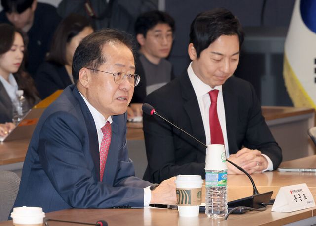 홍준표 국민의힘 대선 경선 후보가 22일 서울 용산구 대한의사협회에서 간담회를 열고 발언하고 있다. [사진=연합뉴스]