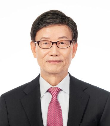 윤진식 한국무역협회 회장. [사진=한국무역협회]