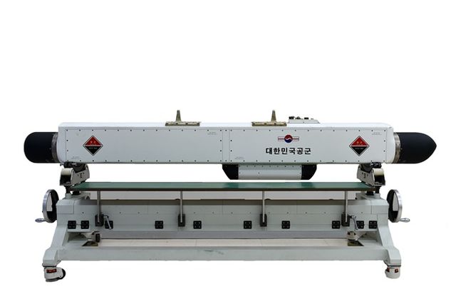 국방과학연구소가 항공기용으로 개발한 전자전장비 ALQ-200. [사진=국방과학연구소]