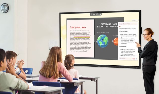 LG전자가 AI 기능을 탑재한 전자칠판 신제품을 7월 출시한다. [사진=LG전자]