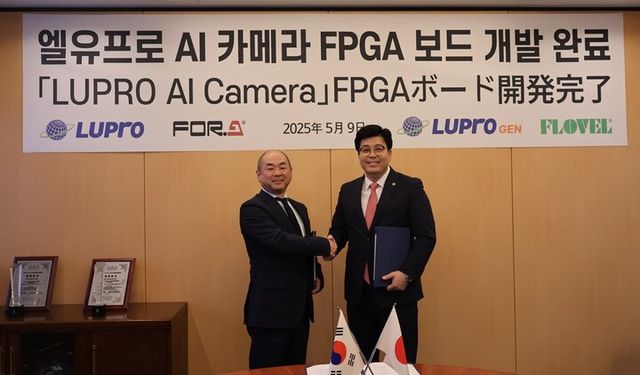 호웨이(CMO·왼쪽), 엘유프로젠(CEO). [사진제공=엘유프로젠]&nbsp;