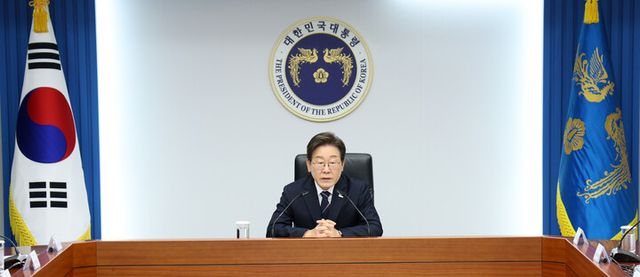 이재명 대통령이 지난 23일 용산 대통령실에서 제1차 수석보좌관회의를 주재하고 있다. [사진=연합뉴스]