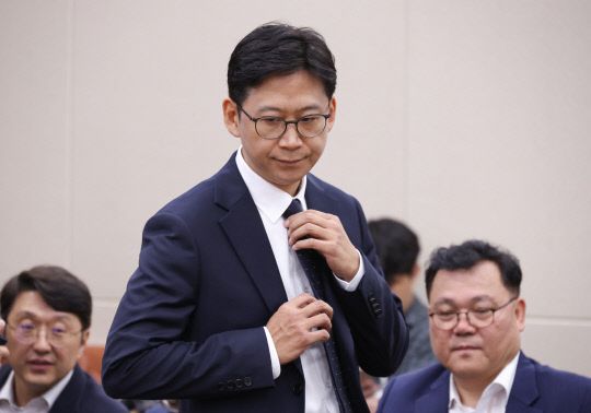 배경훈 과학기술정보통신부 장관 후보자가 지난 14일 서울 여의도 국회 과학기술정보통신위원회 전체 회의에서 열린 인사청문회에 출석하고 있다. [사진=연합뉴스]