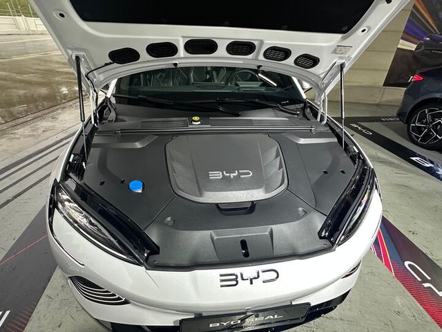 엔진룸. [사진=노해리 기자]