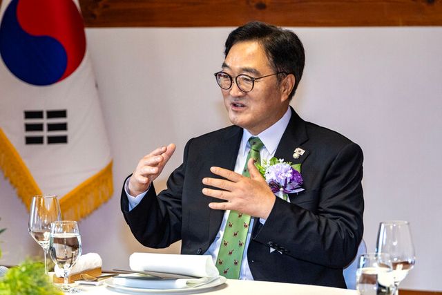우원식 국회의장이 지난 17일 서울 여의도 국회 사랑재에서 열린 제77주년 제헌절 경축 오찬에서 모두발언을 하고 있다. [사진=연합뉴스]