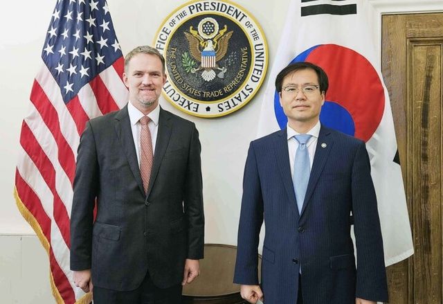 여한구 산업통상자원부 통상교섭본부장, 미국무역대표부(USTR) 대표 면담. [사진=산업통상자원부]