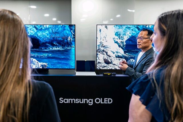 삼성전자 OLED TV가 북미와 유럽 주요 글로벌 IT 매체들로부터 잇따라 최고 평가를 받았다. [사진=삼성전자]