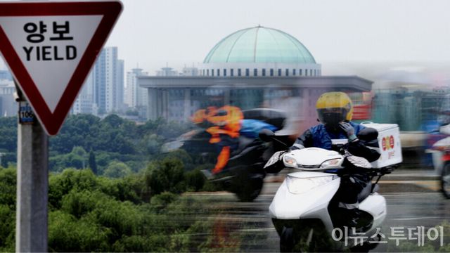 [사진=연합뉴스, 그래픽=박재형 기자]