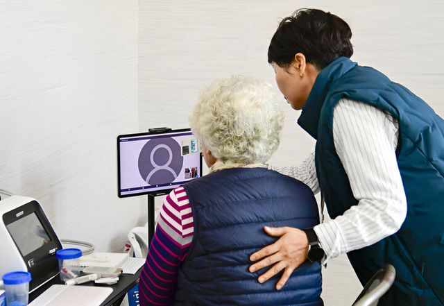 비대면진료가 2010년 처음 국회에 발의된 지 15년 만에 법제화 단계에 들어서면서 의료 현장과 산업계의 시선이 엇갈리고 있다. [사진=연합뉴스]