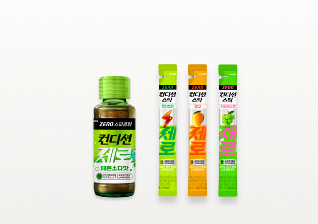 HK이노엔이 스틱형 젤리 타입의 무설탕 숙취해소 제품&nbsp;‘컨디션스틱 제로’ 컨디션맛, 망고맛, 샤인머스캣맛 3종과 스파클링 음료 타입의 무설탕 숙취해소 제품&nbsp;‘컨디션 제로 스파클링’ 메론소다맛을 출시한다. [사진=HK이노엔]