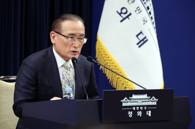 위성락 국가안보실장이 9일 청와대 기자회견장에서 이재명 대통령 방일 일정을 브리핑하고 있다. [사진=연합뉴스]