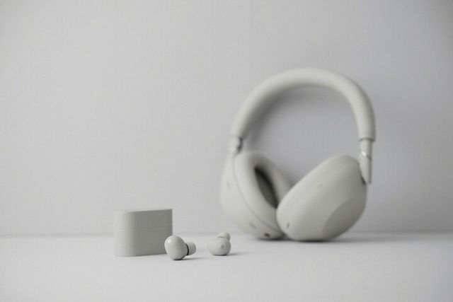 소니코리아가 6세대 플래그십 무선 노이즈 캔슬링 이어폰 WF-1000XM6를 국내 정식 출시했다. [사진=소니코리아]