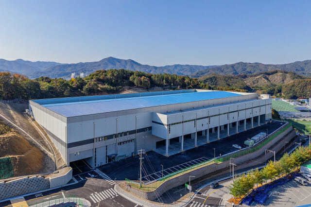 웅진식품 유구통합물류센터 전경. [사진=웅진식품]
