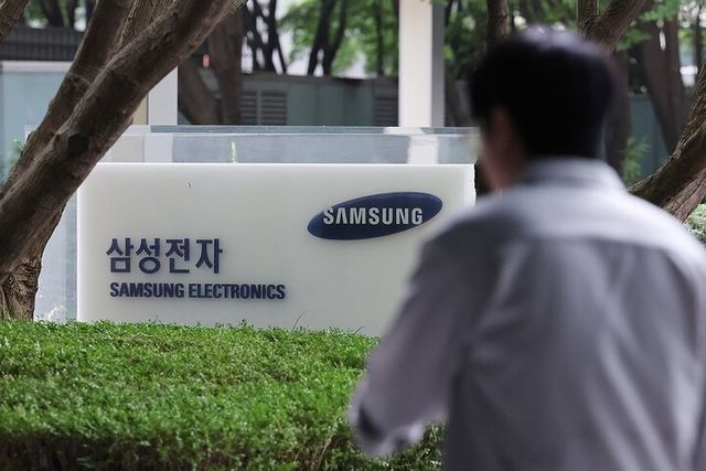 10일 공개된 2025년 사업보고서에 따르면 삼성전자는 지난해 반도체·디스플레이 등 시설투자(CAPEX)에도 52조7000억원을 집행했다. [사진=연합뉴스]