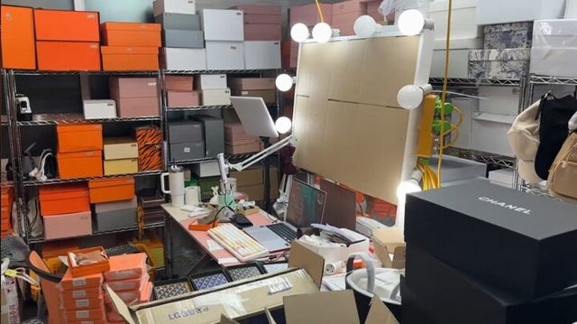 급습한 라이브방송 현장. [사진=충남경찰청 ]