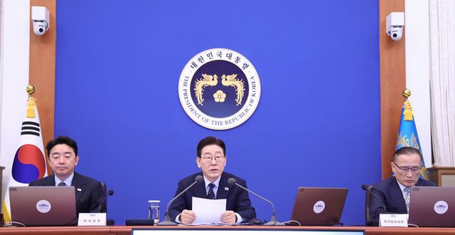 이재명 대통령이 6일 청와대에서 열린 수석보좌관회의에서 발언하고 있다. [사진=연합뉴스]