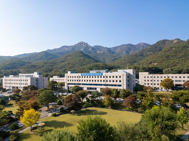 한국화학융합시험연구원(KTR) 과천청사 전경. [사진=KTR]