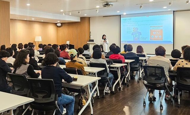 한국이콜랩, 시식 서비스 운영사 CDS코리아에 식품안전 교육 실시. [사진=한국이콜랩]