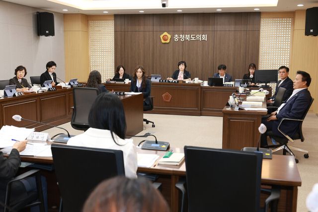 제434회 임시회 1차 산업경제위원회. [사진=충북도의회]