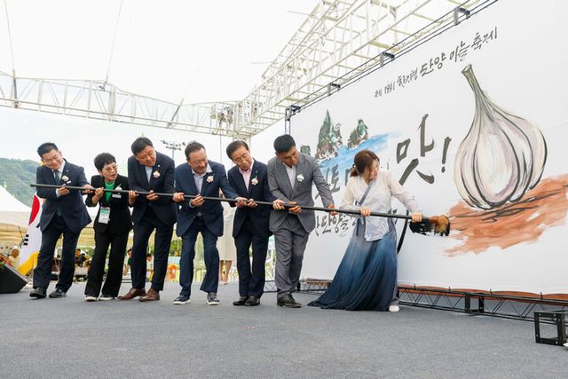 지난해 한지형 단양마늘축제. [사진=단양군]