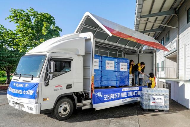 오비맥주 폭염 취약계층 위해 ‘OB워터’ 3만1000여 병 지원. [사진=오비맥주]