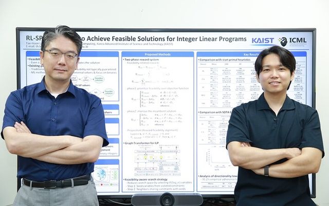 (왼쪽부터) 교신저자 김민수 교수, 이태훈 박사과정 학생. [사진=