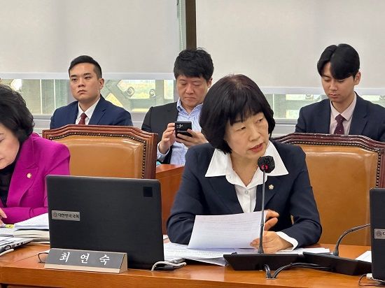 최연숙 의원은