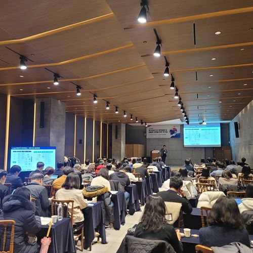 식약처가 혁신의료기기 산업발전 유공자 표창과 제품화 지원 방향 논의를 위해 ‘혁신의료기기 정책설명 및 제품화 지원을 위한 워크숍’을 개최했다.