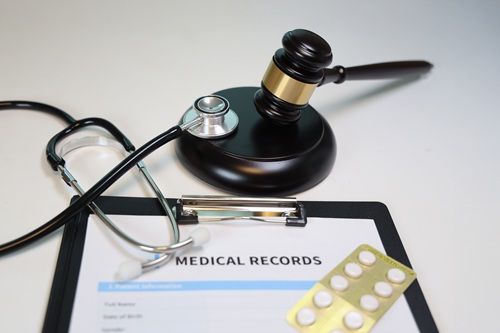 정부가 ‘의료분쟁 조정 환자대변인 사업’을 본격 추진한다(사진=클립아트코리아).