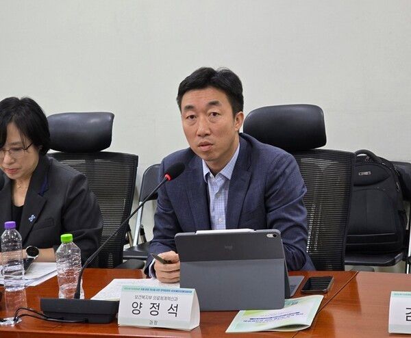 복지부 양정석 과장은 파킨슨병과 다계통위축증(MSA)처럼 질환 진행에 따라 환자상태가 변하는 질환의 특수성을 현행 의료전달체계가 충분히 반영하지 못하고 있다며 제도개선 필요성에 공감했다.