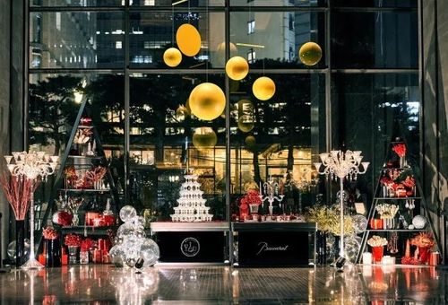 포시즌스 서울 로비 크리스마스 장식