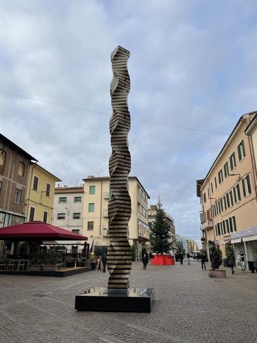 코르소 마테오티 거리 장식한 박은선 작가의 작품