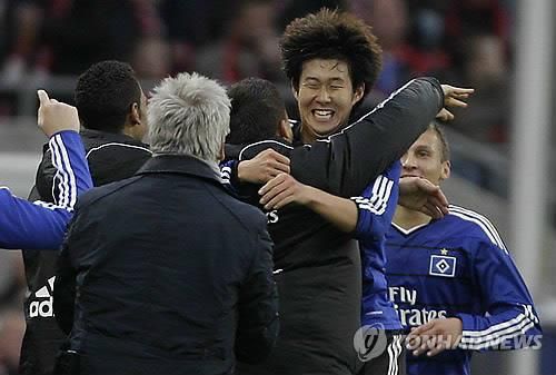 함부르크에서 분데스리가 데뷔골을 넣은 손흥민