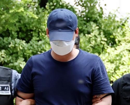 인터넷에 여성 살해 협박 글 올린 40대 구속심사