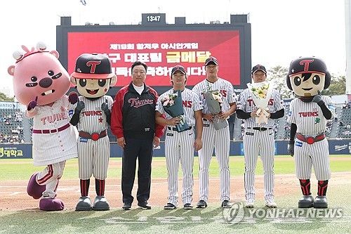 잠실로 돌아온 AG 국대들