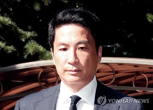 영장실질심사 출석하는 김용빈 대우조선해양건설 회장