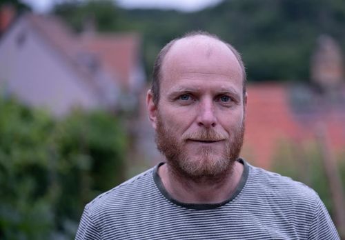 개막작 '아담 온드라: 한계를 넘어'의 페트르 자루바 감독